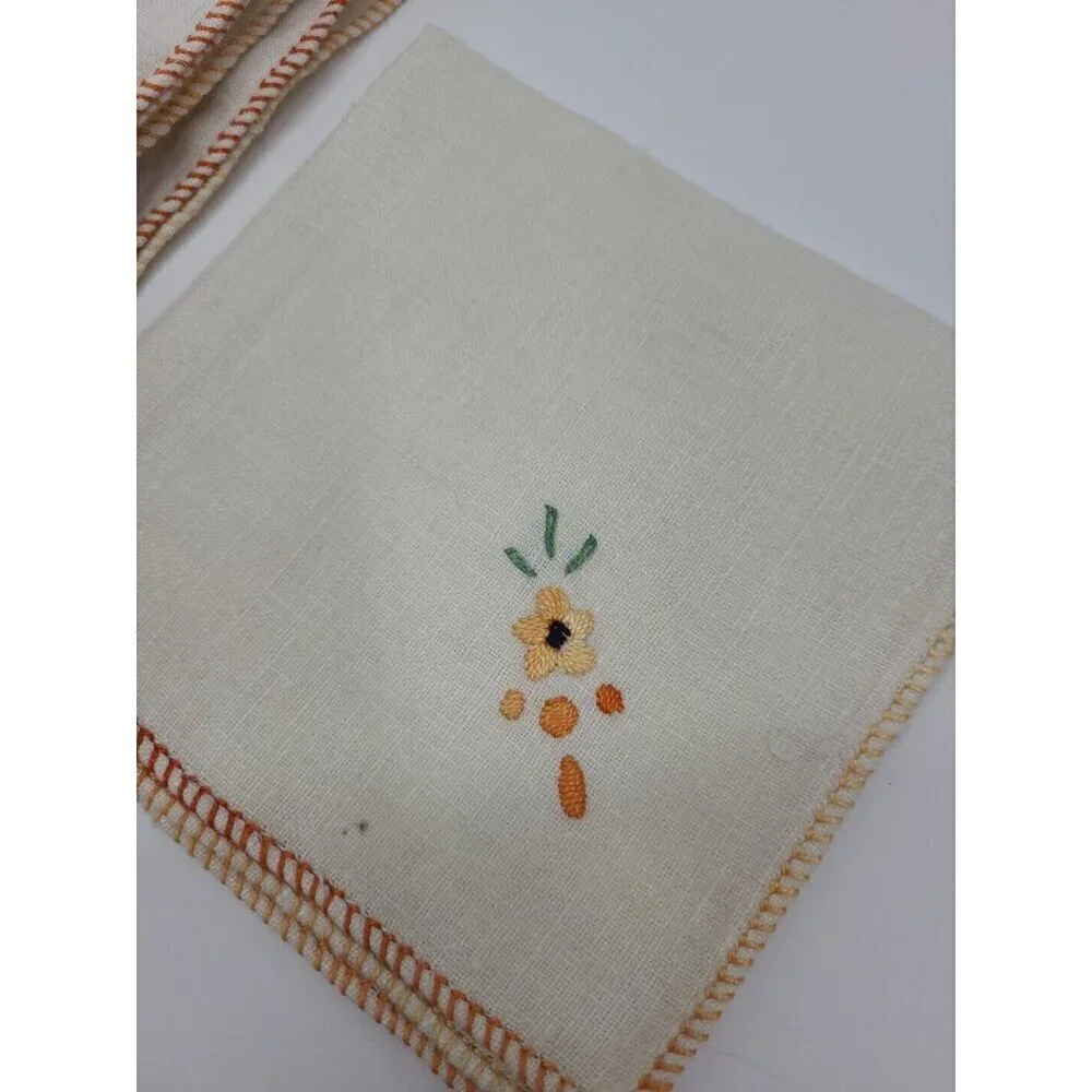 Vintage Hand Made Embroidered Linen Tablecloth and 4 Napkins Orange Floral
